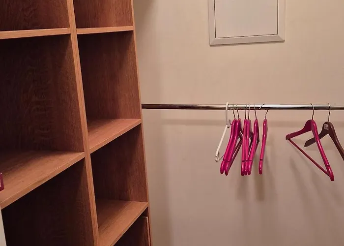 Appartement In Admiral's House